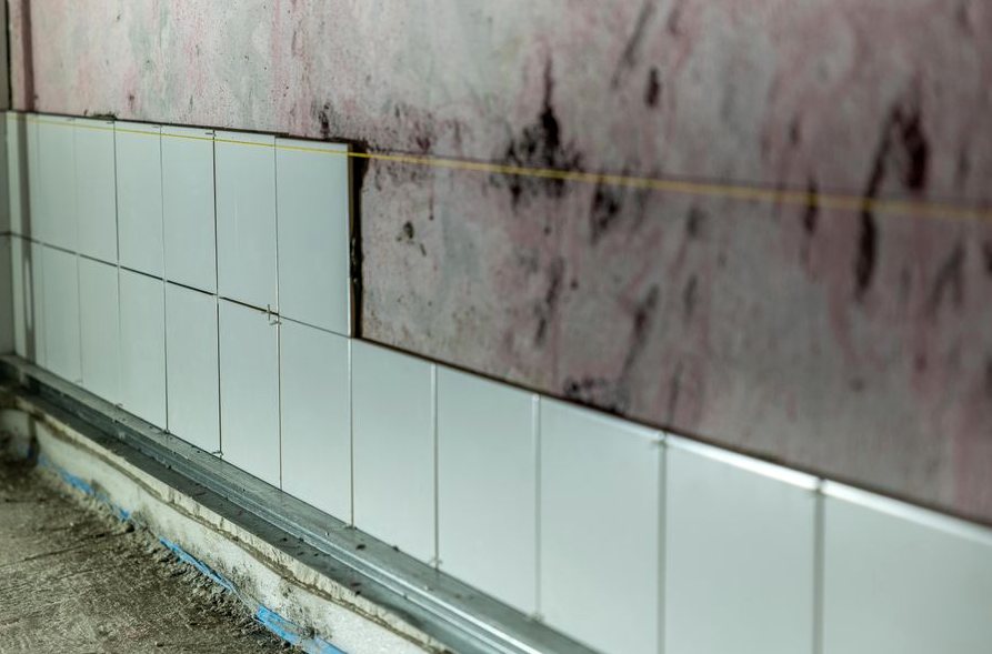 Tile Regrouting in Cape Girardeau